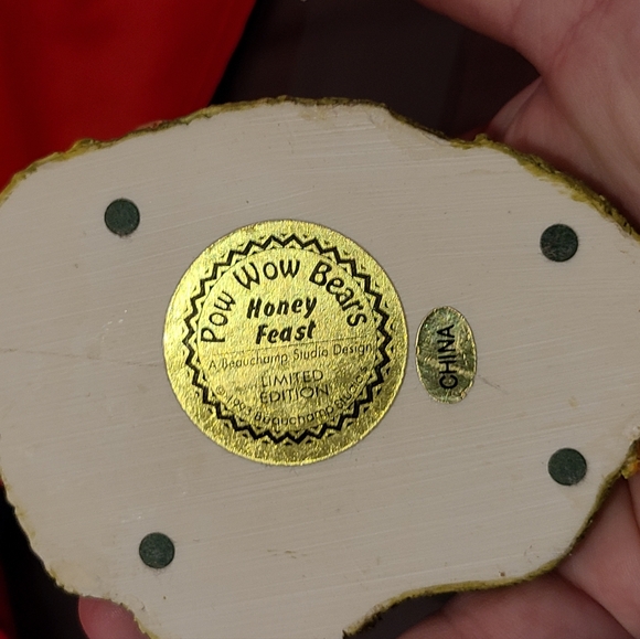 Pow Wow Bear figurine for sale - Picture 11 of 14